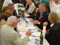 Festzelt mit hohem Gast